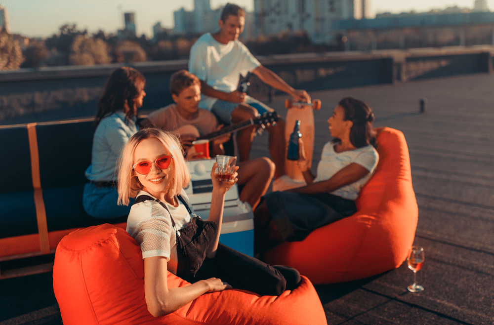 Mobiliario de exterior en Canarias con tejidos técnicos y tapicería resistente para terrazas y jardines