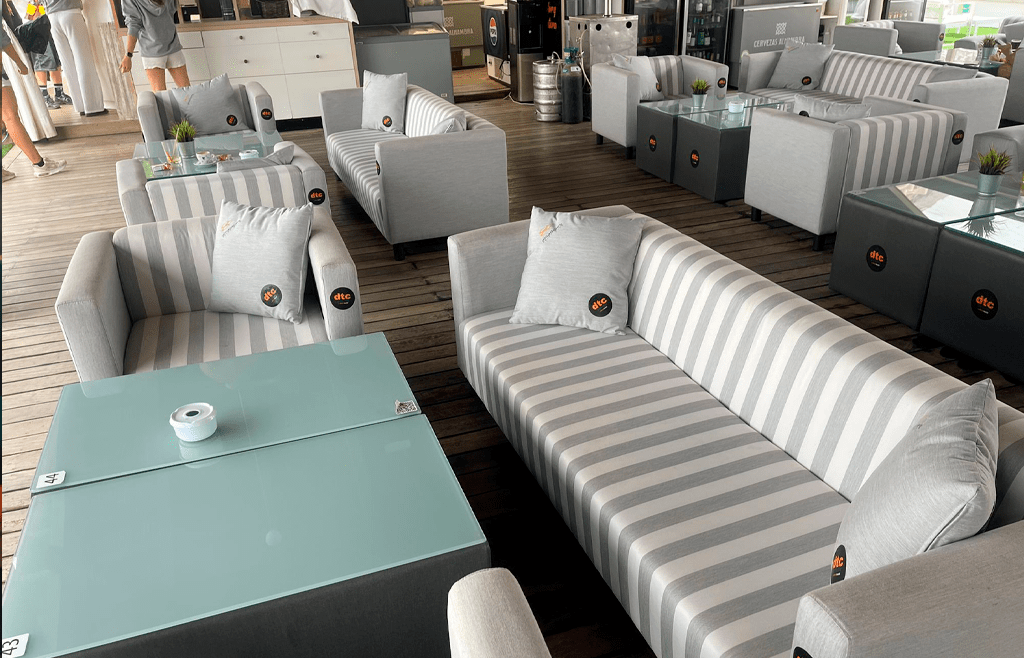 Proyecto de decoración contract y mobiliario a medida Amadores Beach Club en Gran Canaria